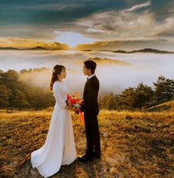 20 versículos-chave da Bíblia para legendar fotos de casamento mais lindos e inspiradores
