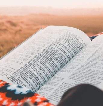 Versículos da palavra de Deus para hoje: comece o DIA com fé com 31 opções