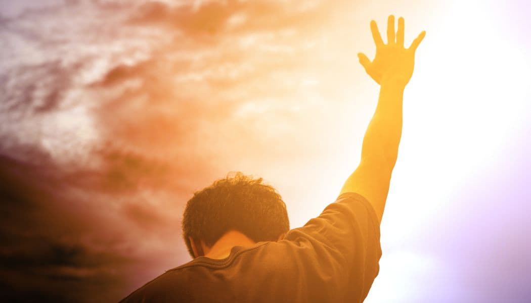 25 versículos de gratidão a Deus que vão DESPERTAR reconhecimento em seu coração